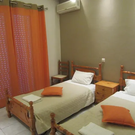 Apart Otel Avra 2*