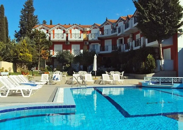Hotel apartamentowy Avra Alikes